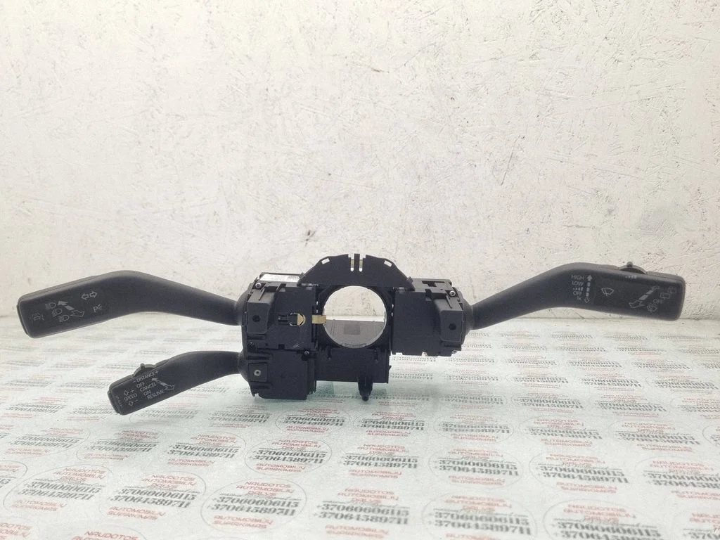 Sviru komplekts – Volkswagen Passat B6 (2005-2010)