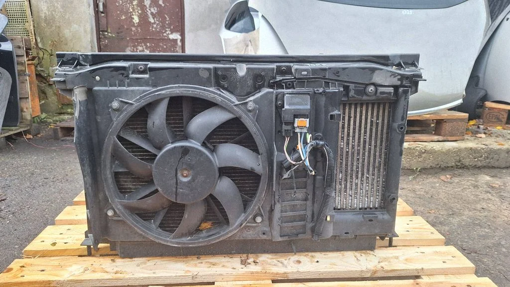 Radiatoru komplekts – Citroen C4 Grand Picasso (2007-2013)