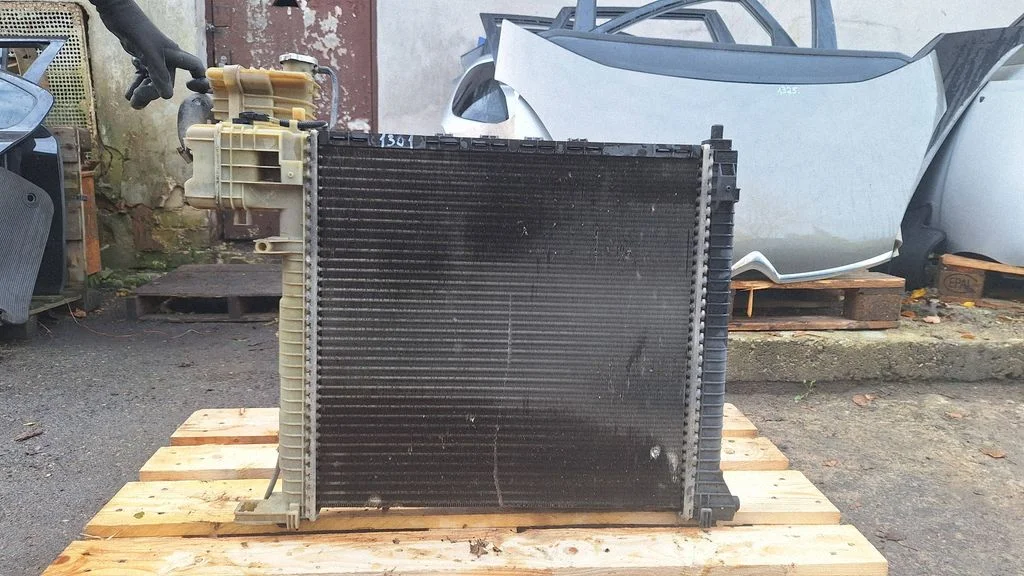 Radiatoru komplekts – Mercedes-Benz Vito Viano W638 (1996-2003)