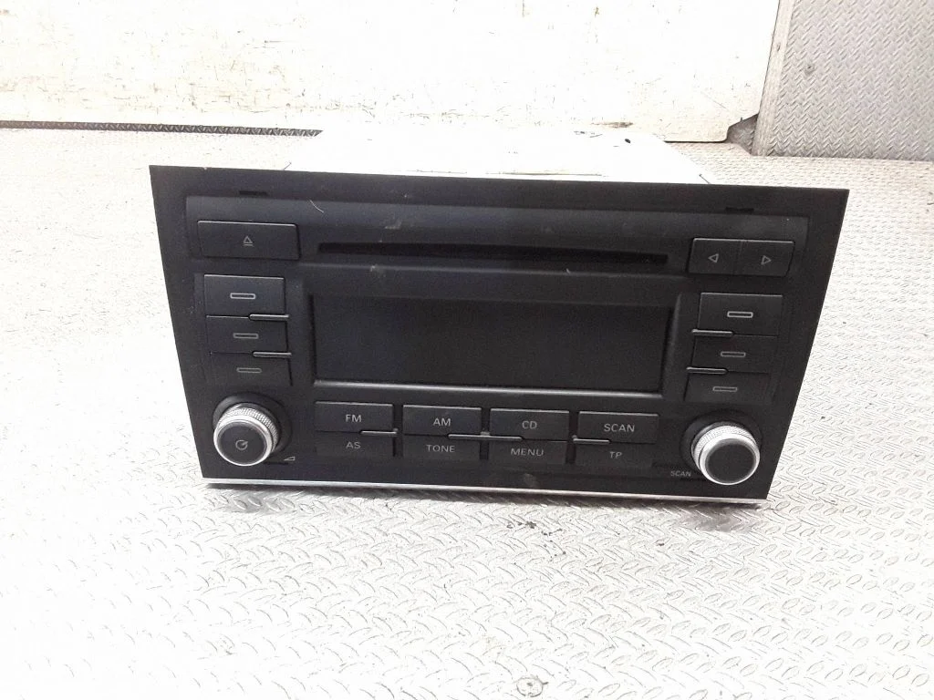 Radio, odtwarzacz CD/DVD, nawigacja 3R0035186B