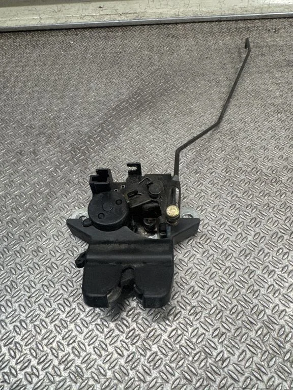 Tailgate/trunk/boot lock/catch/latch – Hyundai Sonata (2006-2015)
