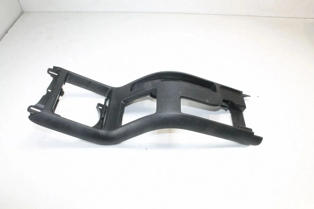 Rokas bremzes apdare – Mercedes-Benz B klase W245 (2005-2011)