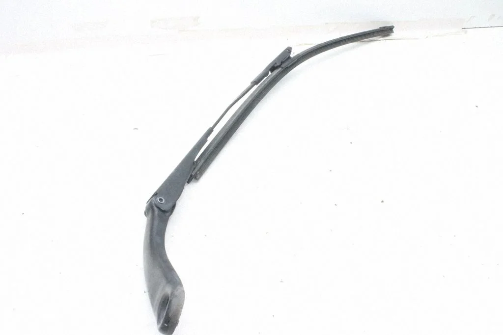 Pióro wycieraczki przedniej – BMW Series 4 M4 F82 F83 (2014-2020)