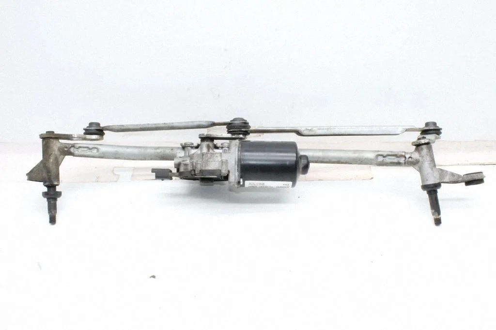 Front wiper linkage and motor W000067049