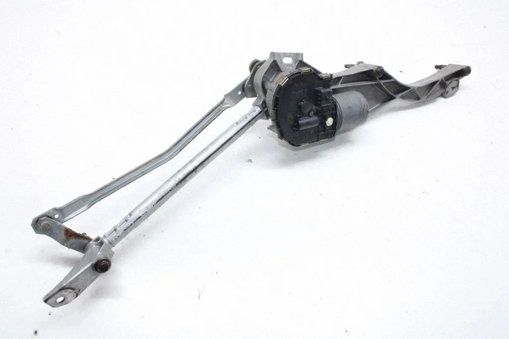 Mechanizm wycieraczek z silniczkiem – Mercedes-Benz Klasa E W211 (2002-2009)