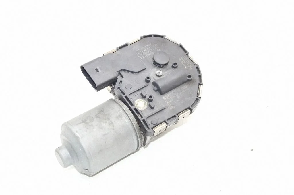 Kojameeste mootor 8R2955023D