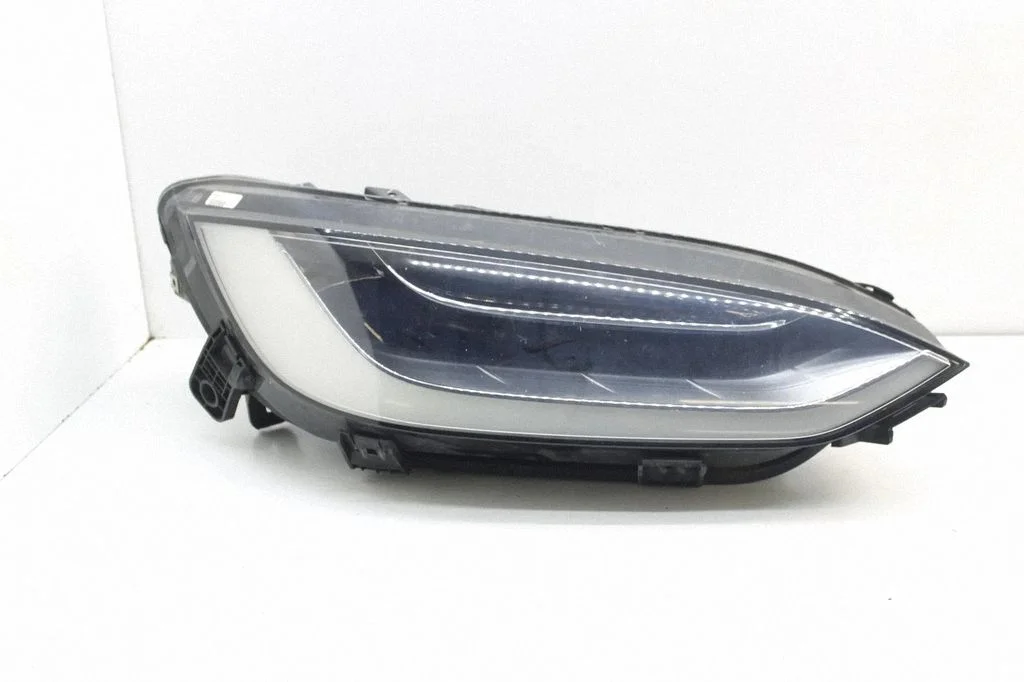 Headlight/headlamp – Tesla Model X (2015-)