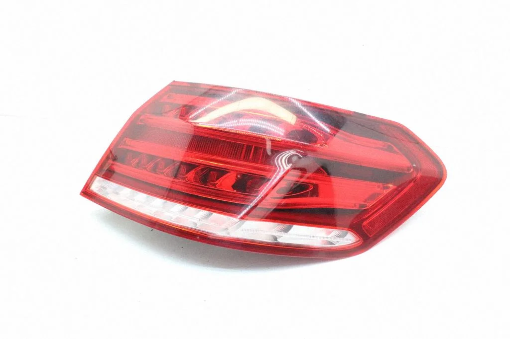Rear/tail lights – Mercedes-Benz E-Class W212 (2009-2016)