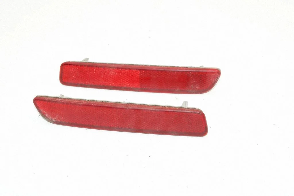 Tagumine helkur 3595079J0