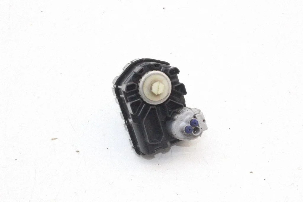 Headlight level adjustment motor – Honda HR-V (2015-2020)