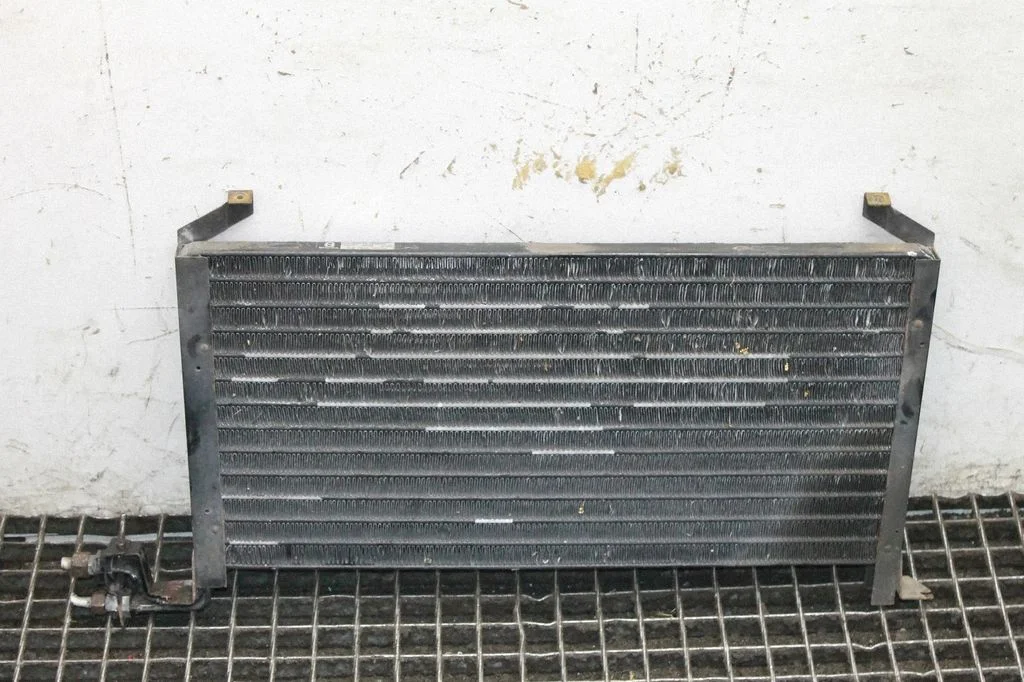 Kliimaseadme jahutusradiaator (kondensaator) 4382396
