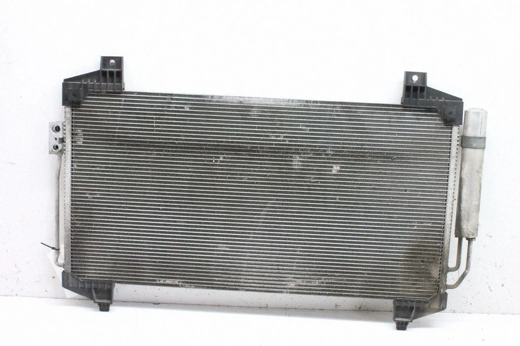 Kliimaseadme jahutusradiaator (kondensaator)