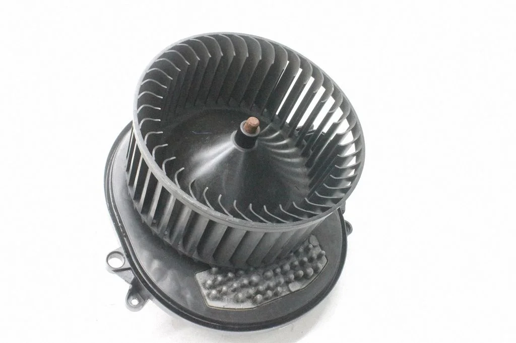Salongipuhur T967354