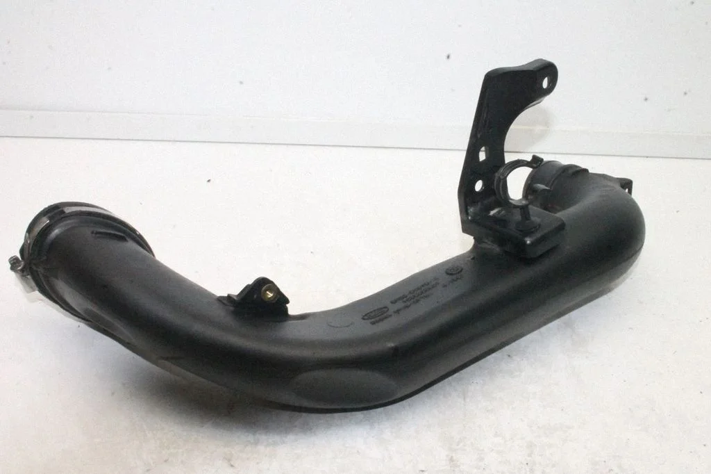 Cabin air duct channel – Land Rover Freelander 2 - LR2 (2007-2016)