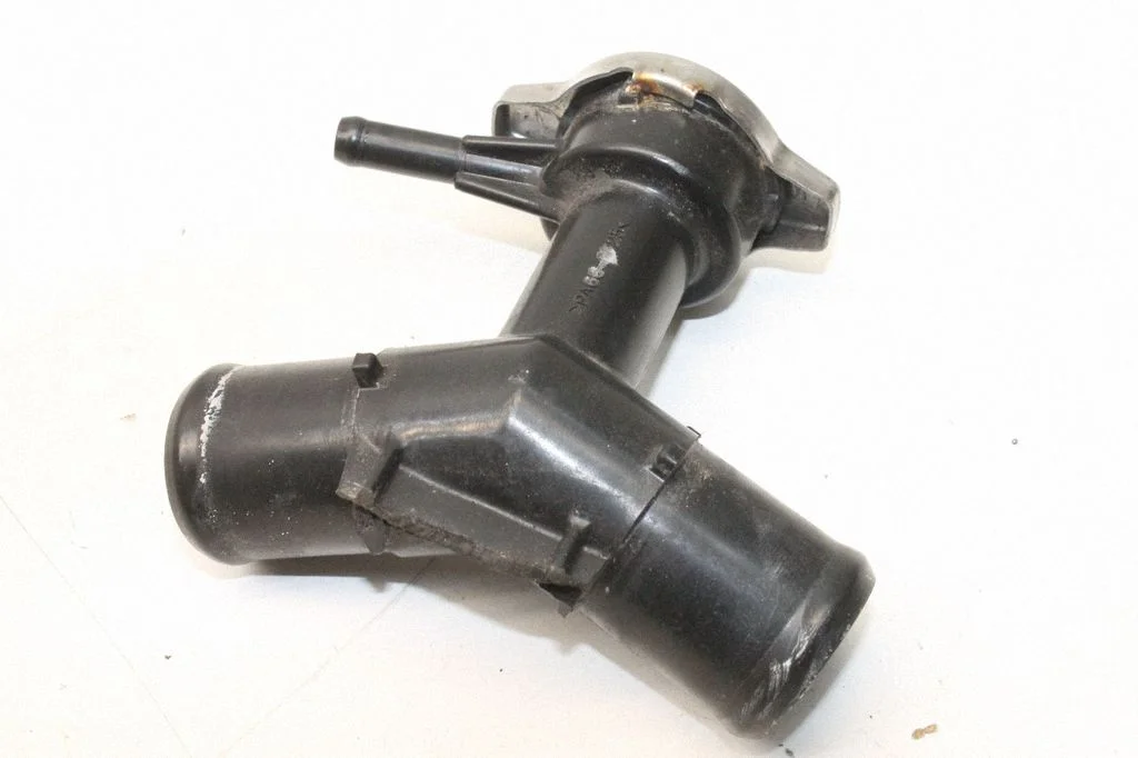 Coolant expansion tank/reservoir cap – Toyota Yaris (2015-)