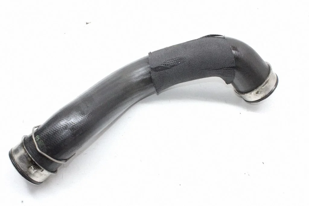 Vahejahuti voolik (-ud)/ toru (-d) – Mercedes-Benz E-klass W211 (2002-2009)