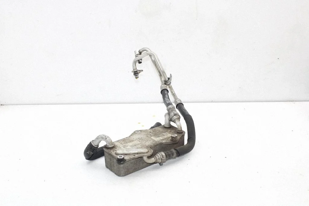 Mootoriõli radiaator 4G0317021M