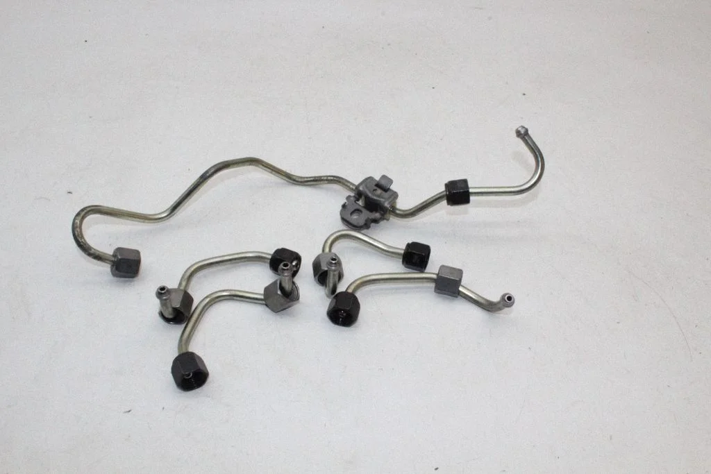 Fuel injector supply line/pipe – Land Rover Range Rover Evoque L538 (2011-2018)