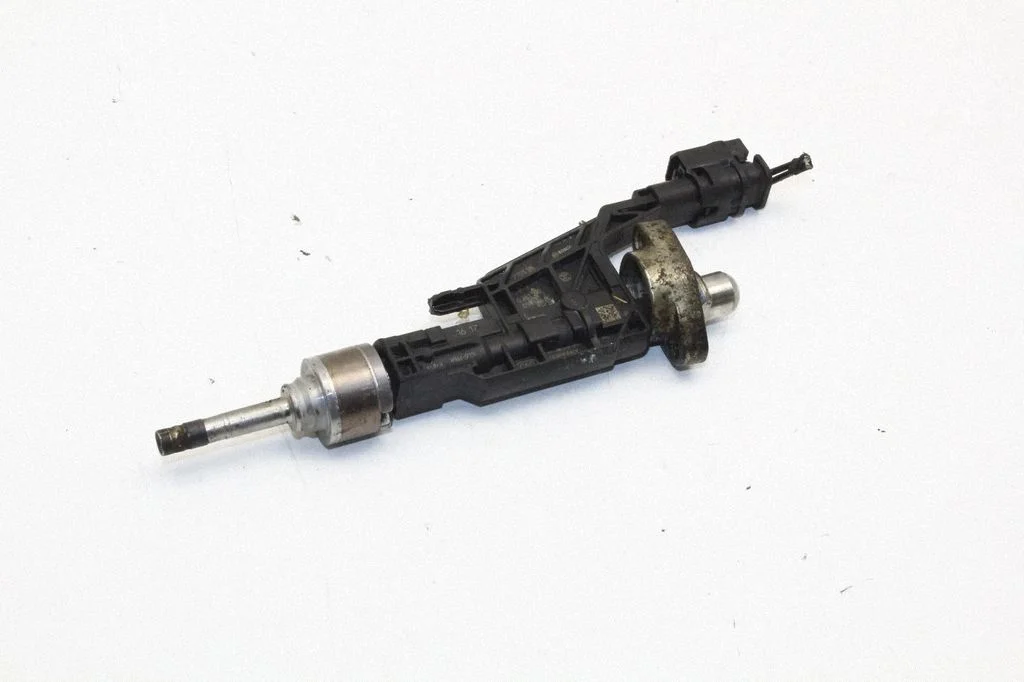 Sprausla (-as) (inžektors (-i)) – BMW 7. sērija G70 (2022-)