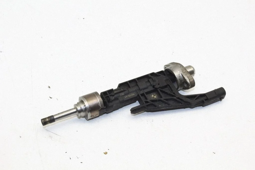 Sprausla (-as) (inžektors (-i)) – BMW 7. sērija G70 (2022-)