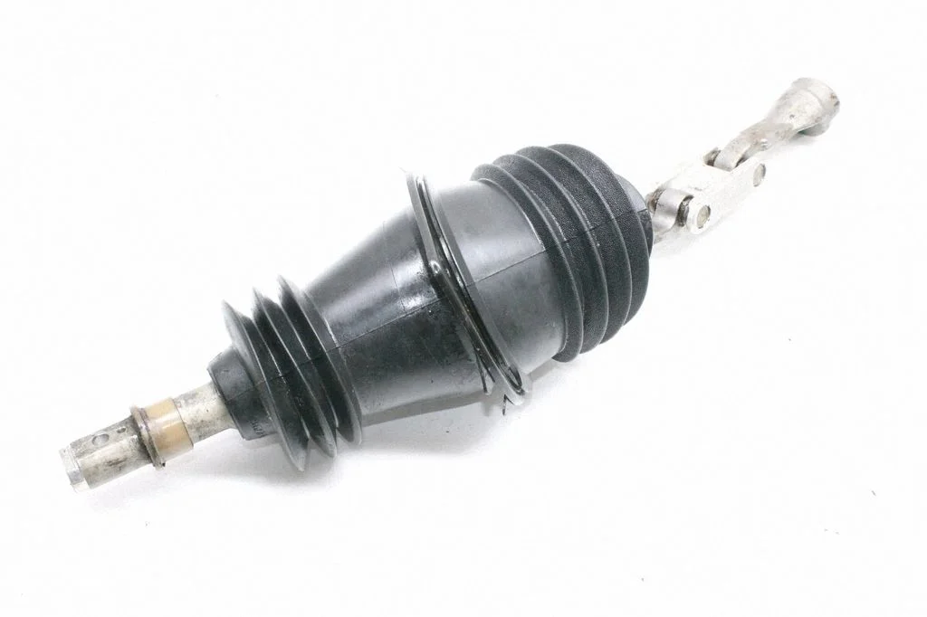 Roolisamba ristliigend – Mercedes-Benz E-klass W211 (2002-2009)