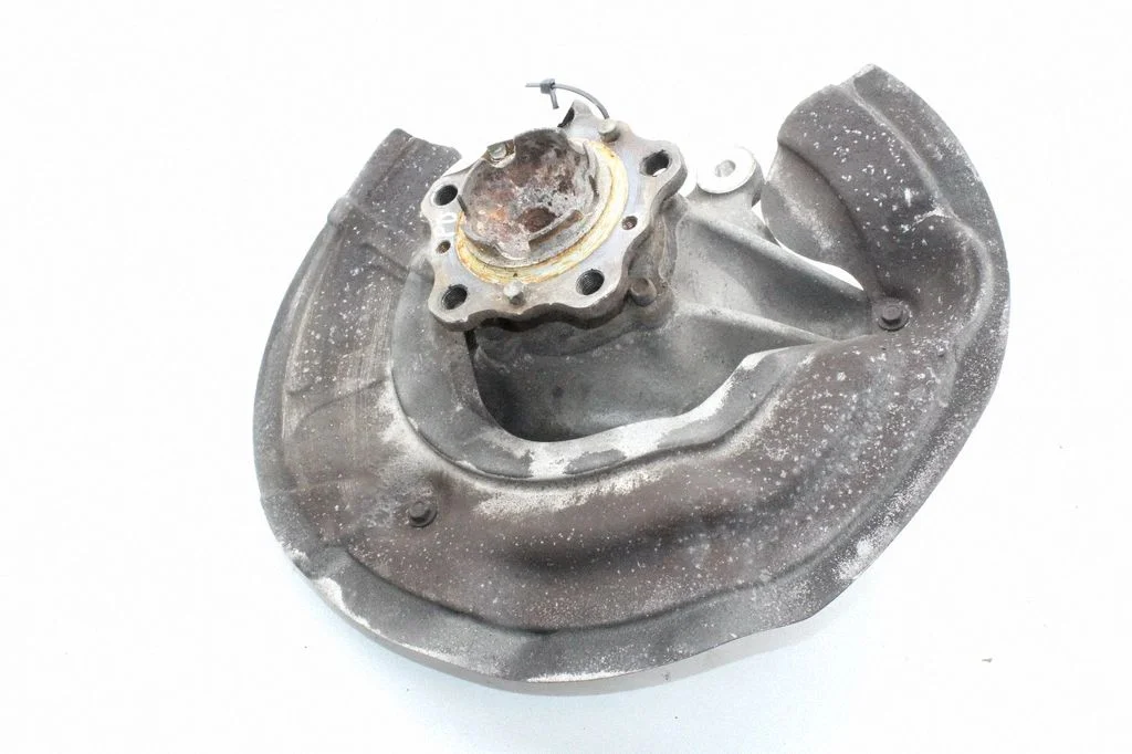 Front wheel hub 2284002