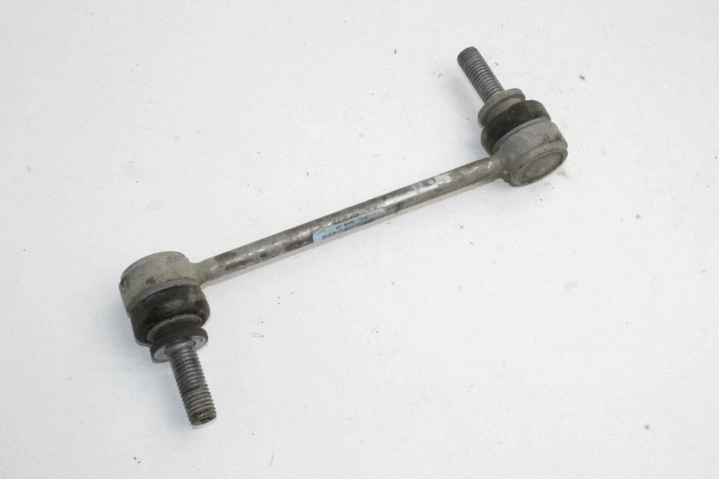 Priekšējā stabilizatora atsaite – Land Rover Range Rover L405 (2013-2021)