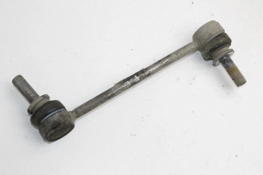 Priekšējā stabilizatora atsaite – Land Rover Range Rover L405 (2013-2021)