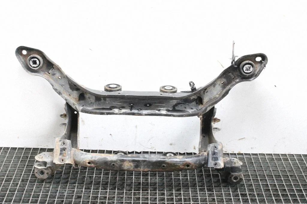 Tagumine abiraam – Volvo V60 (2013-2018)