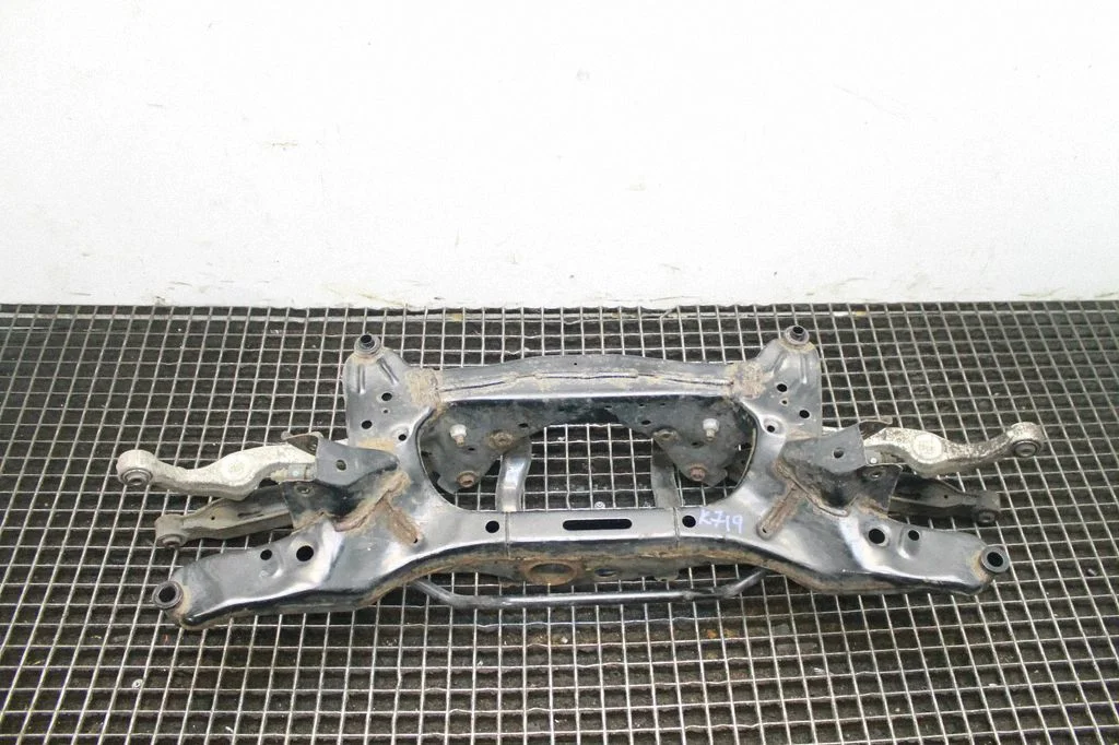 Tagumine abiraam – Nissan X-Trail T32 (2014-2021)