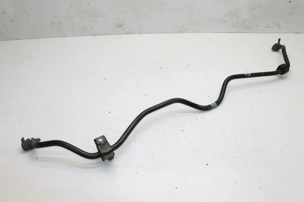 Tagumine stabilisaator 102748100E