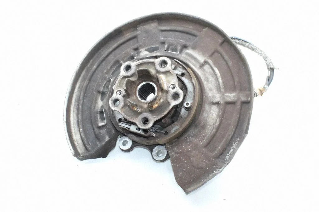 Rear wheel hub 2284881