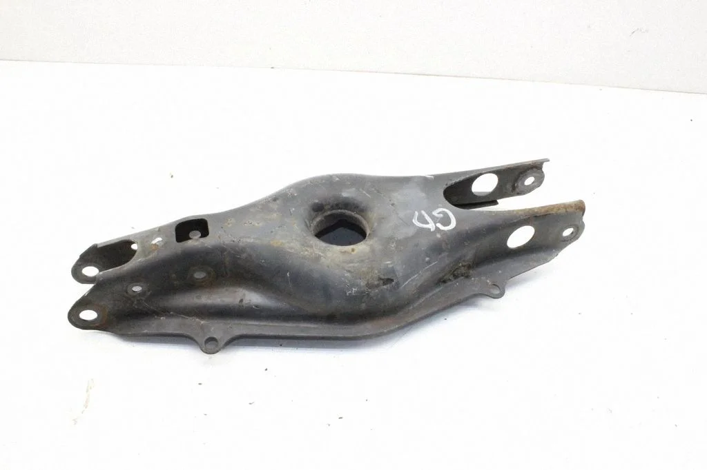 Tagumine ülemine õõtshoob A2043520888