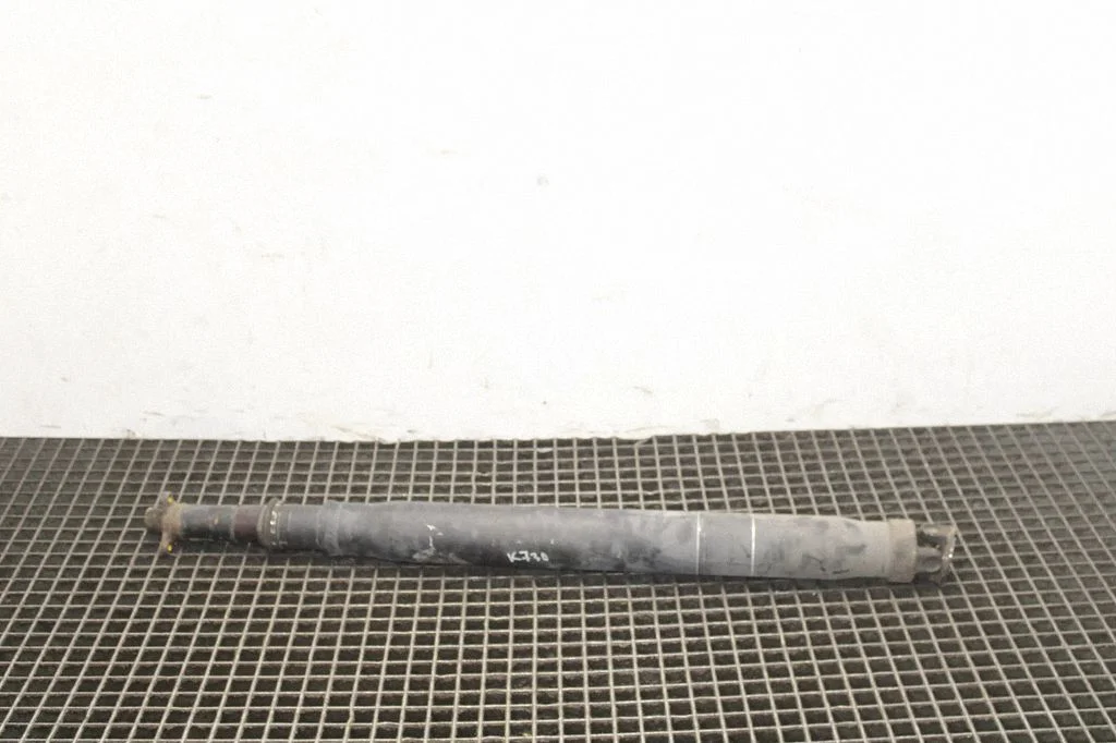 Middle center prop shaft NJA5800CB