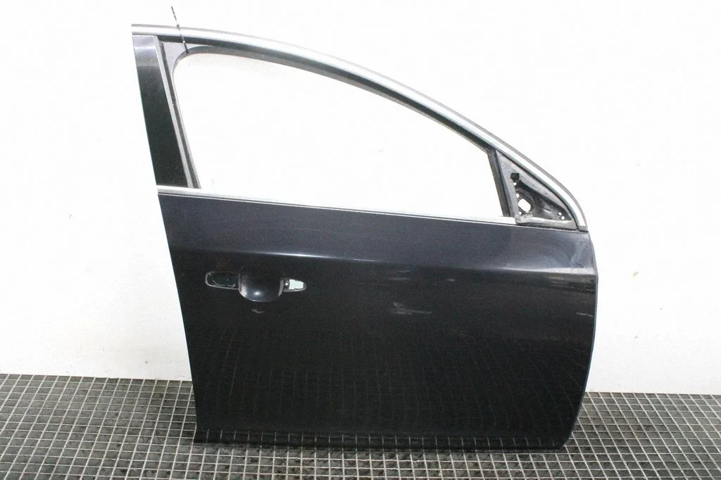 Esiuks – Volvo V60 (2013-2018)