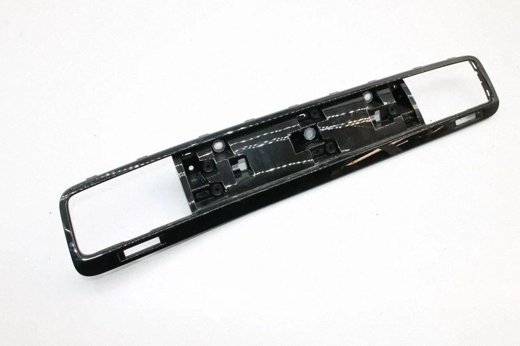 Dashboard glove box trim – Volkswagen Touareg II (2010-2018)
