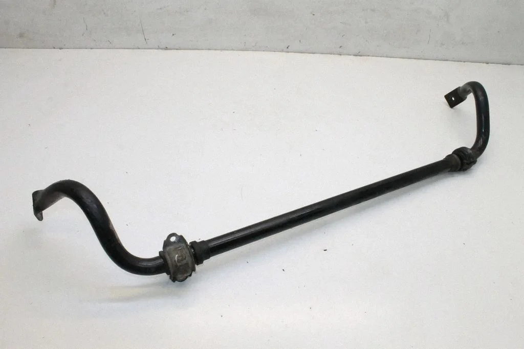 Priekšējais stabilizators 8R0411309C