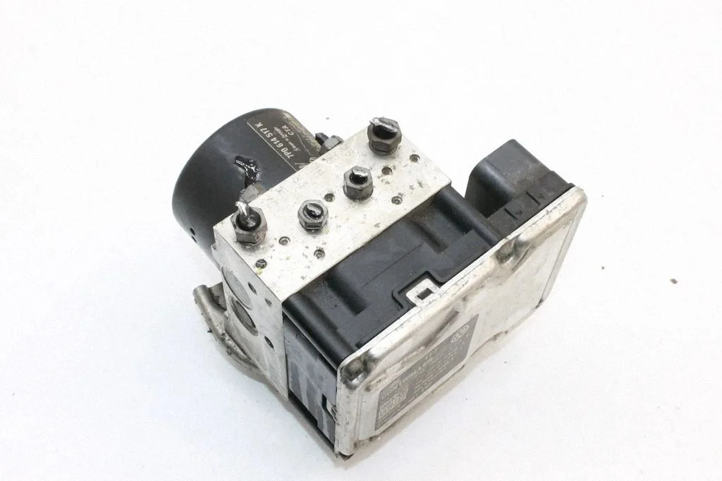 ABS block – Volkswagen Touareg II (2010-2018)
