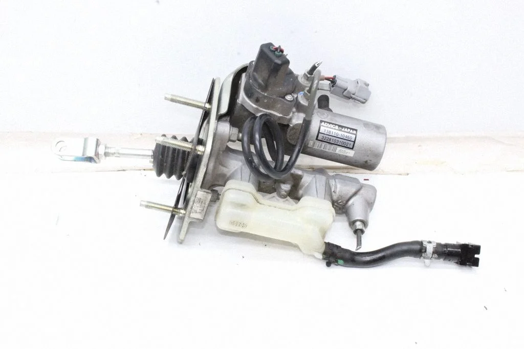 Master brake cylinder 13811010460