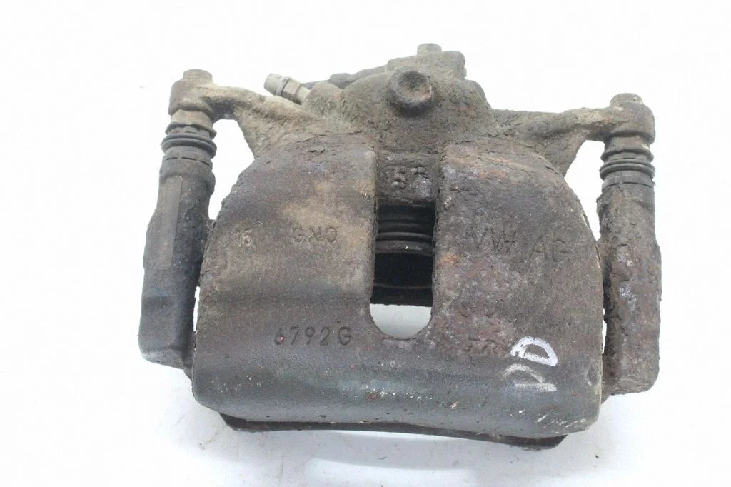 Zacisk hamulcowy przedni – Audi A3 S3 8V (2013-2019)