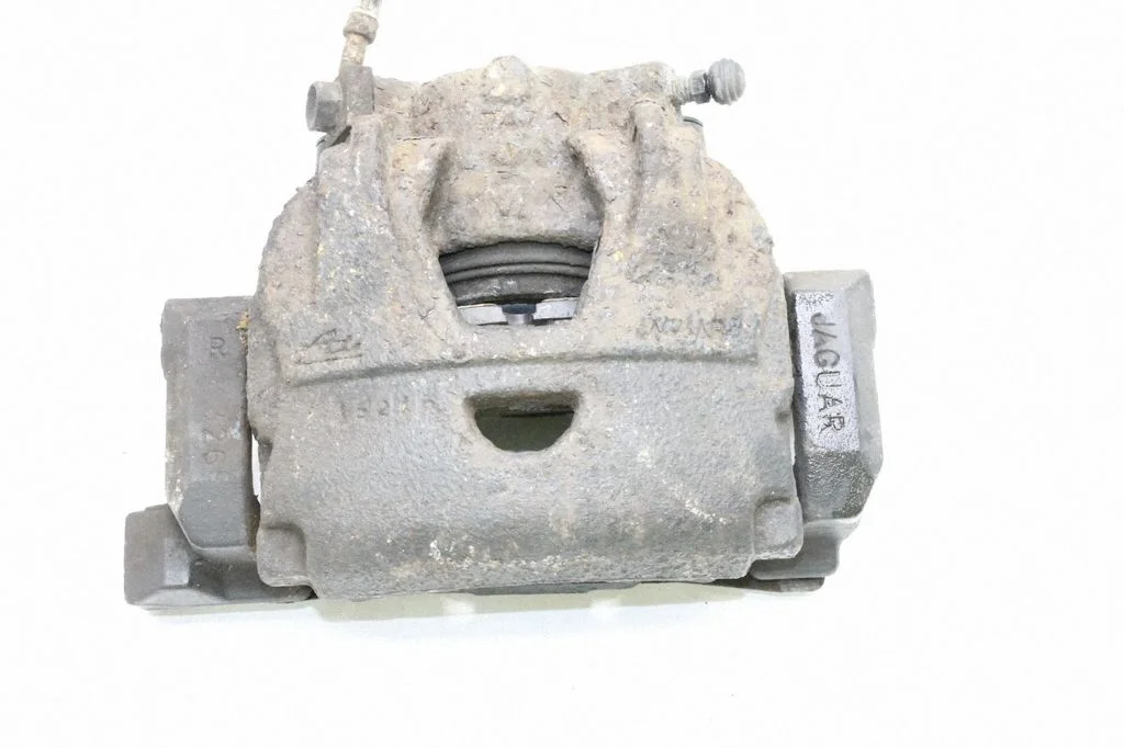 Front brake caliper – right