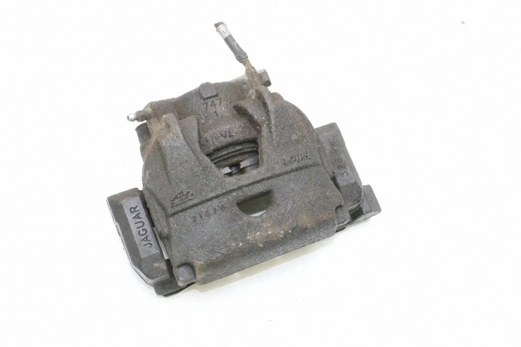Front brake caliper – left