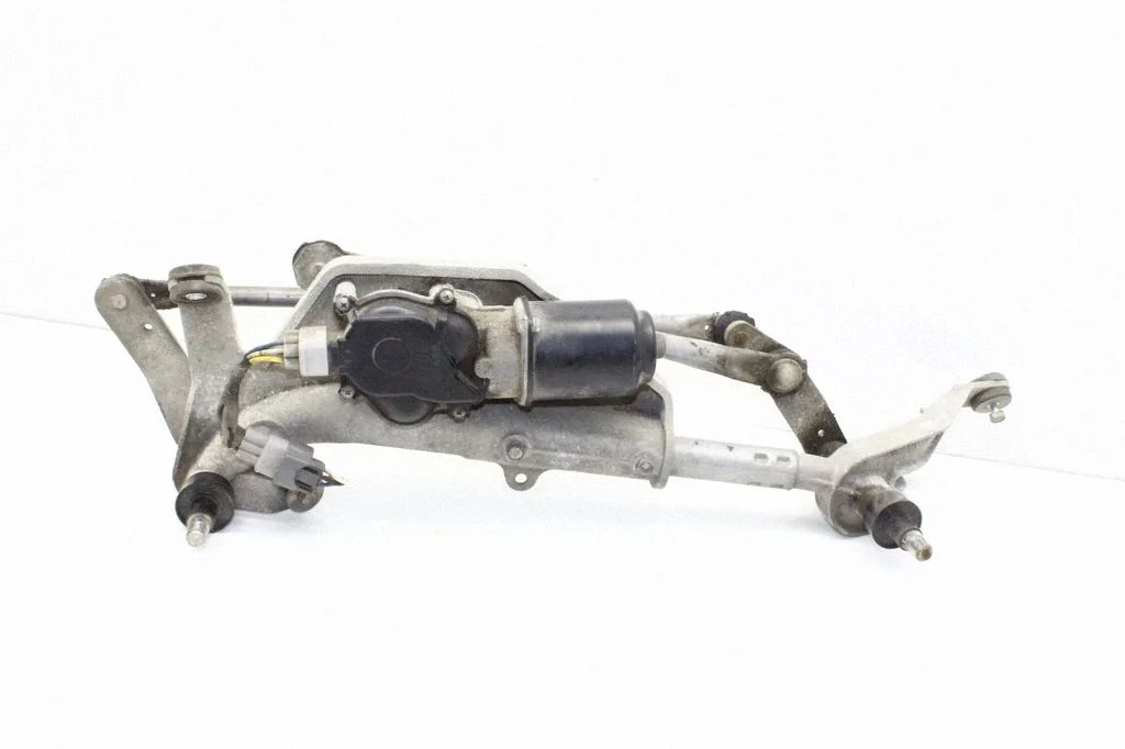 Front wiper linkage and motor – Honda CR-V (2007-2012)