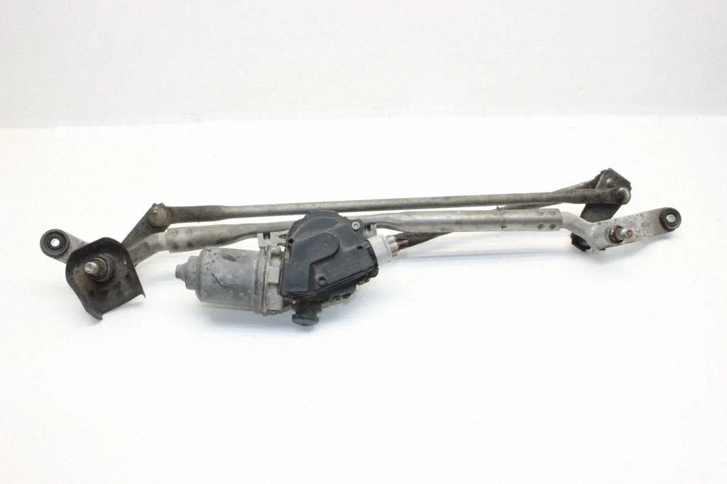 Front wiper linkage and motor – Toyota GT 86 (2012-2021)