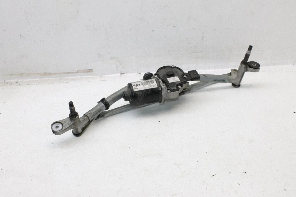 Front wiper linkage and motor W000060844