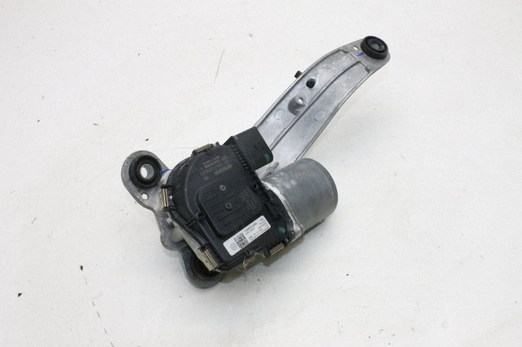 Kojameeste mootor 10A955120A