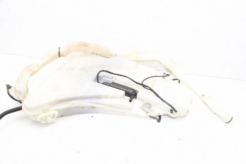 Windshield washer fluid reservoir/tank 7178745