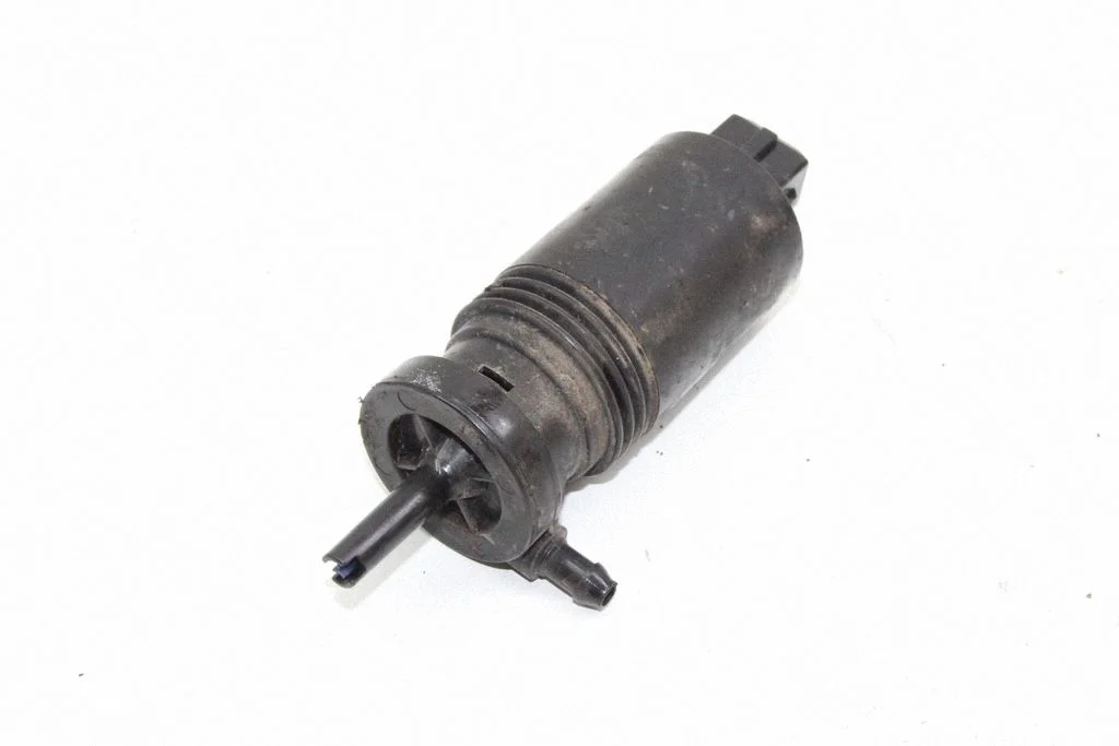 Windscreen/windshield washer pump 1020369