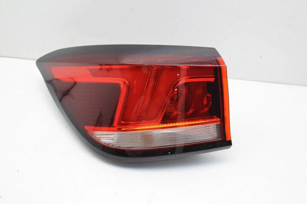 Rear/tail lights 10587409