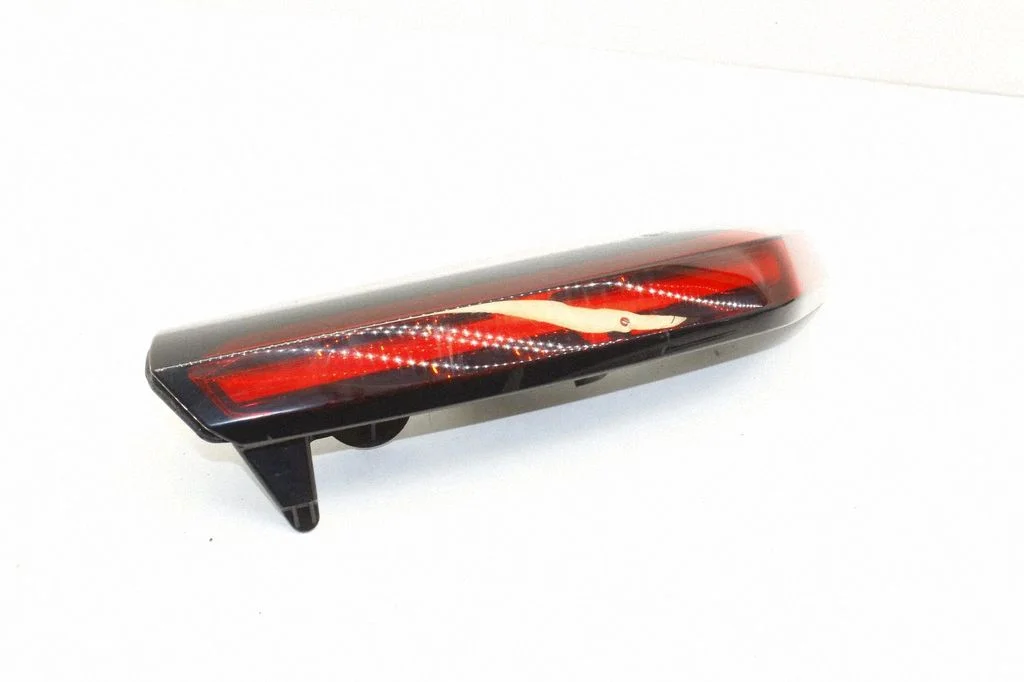 Lampa tylna w klapie – Citroen C4 III e-C4 (2020-)